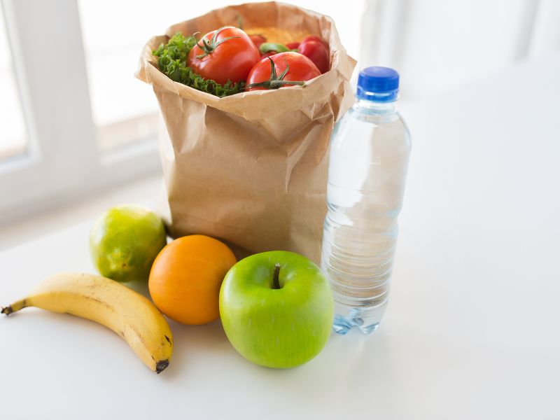 Comida y agua